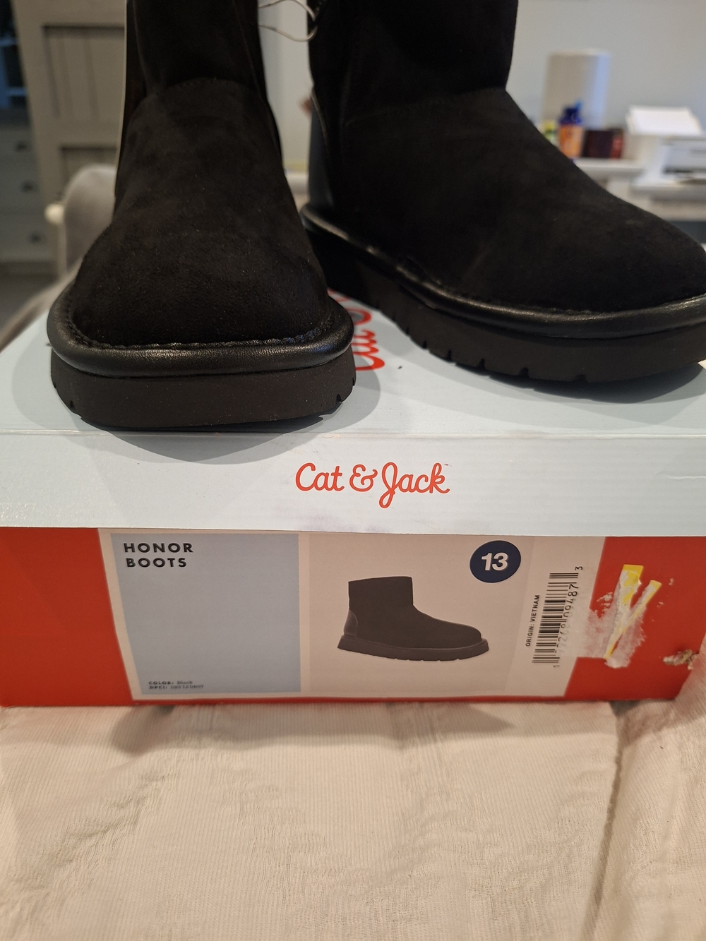 Cat & Jack Honor Kids Size 13 Black Suede Boots(S0054)